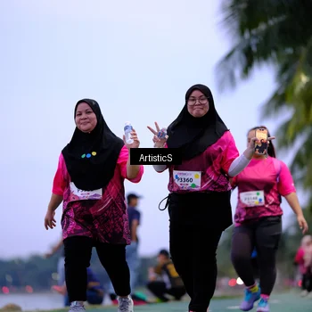 Runner Photo 8451055