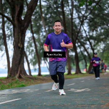 Runner Photo 8451059