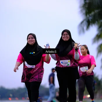 Runner Photo 8451061