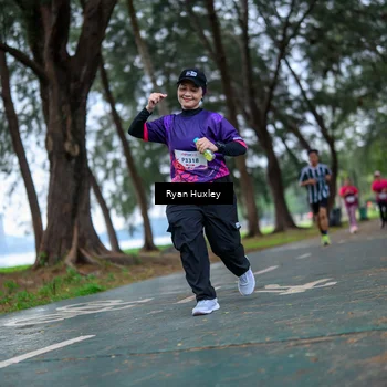 Runner Photo 8451071