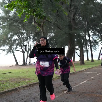 Runner Photo 8451072