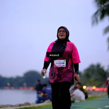 Runner Photo 8451213