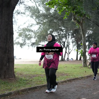 Runner Photo 8451270