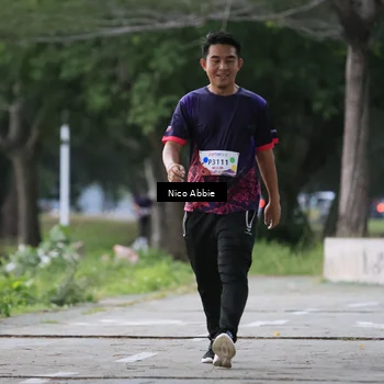 Runner Photo 8451274