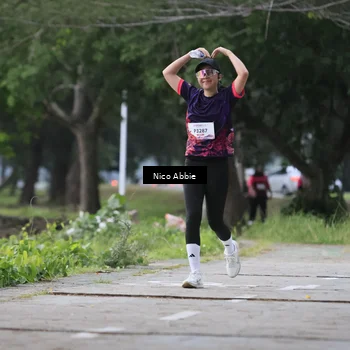 Runner Photo 8451350