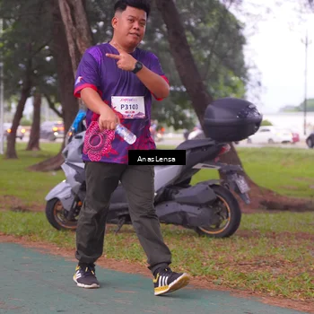 Runner Photo 8451501