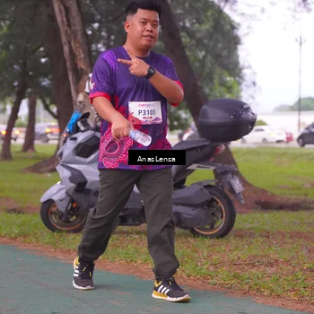 Runner Photo 8451525