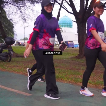 Runner Photo 8451576
