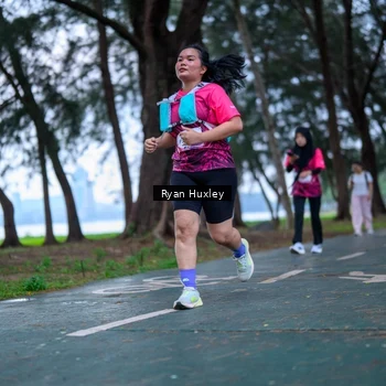 Runner Photo 8451698