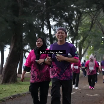 Runner Photo 8451724