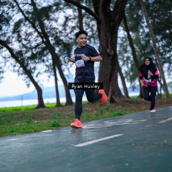 Runner Photo 8451749