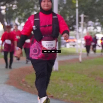 Runner Photo 8451754