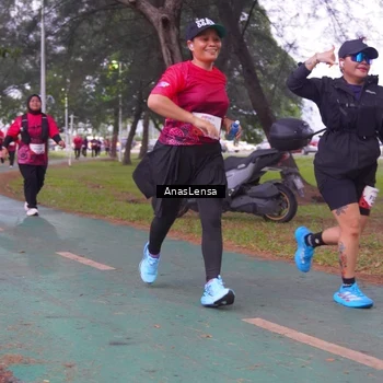 Runner Photo 8451763