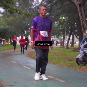 Runner Photo 8451899