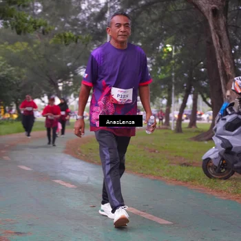 Runner Photo 8451969