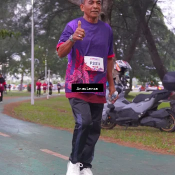 Runner Photo 8451971