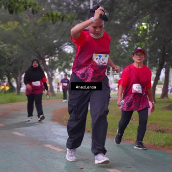 Runner Photo 8451986