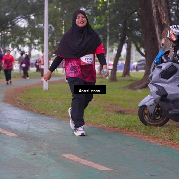 Runner Photo 8452086