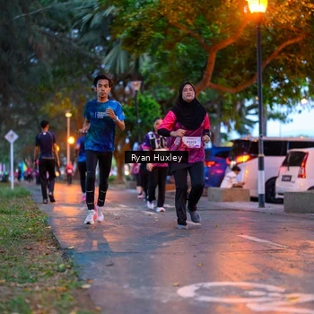Runner Photo 8452371