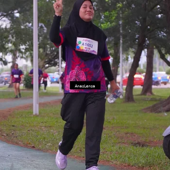 Runner Photo 8452659