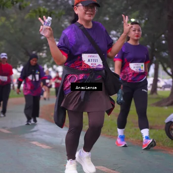 Runner Photo 8452678