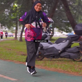 Runner Photo 8452701