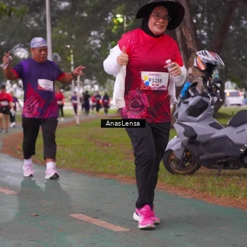 Runner Photo 8452725