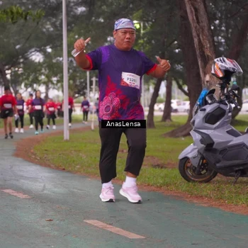 Runner Photo 8452731