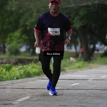Runner Photo 8452751