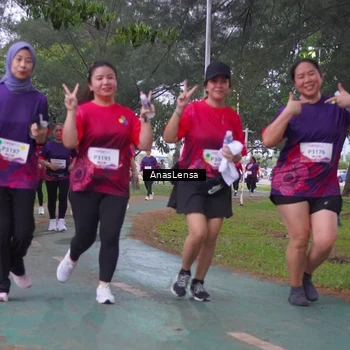 Runner Photo 8452810