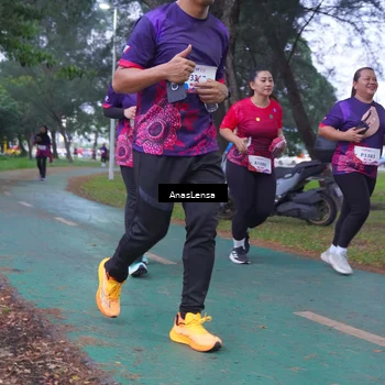 Runner Photo 8452940