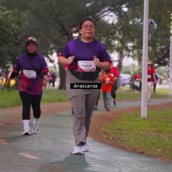 Runner Photo 8453006