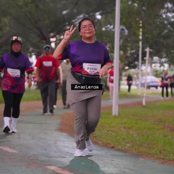 Runner Photo 8453007