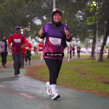 Runner Photo 8453009