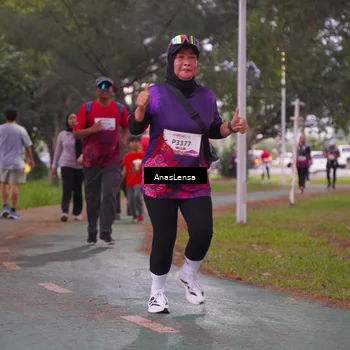 Runner Photo 8453012