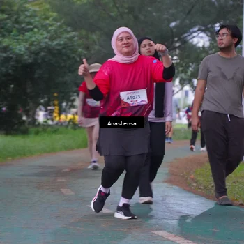 Runner Photo 8453023