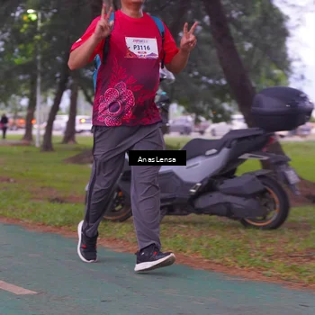 Runner Photo 8453026