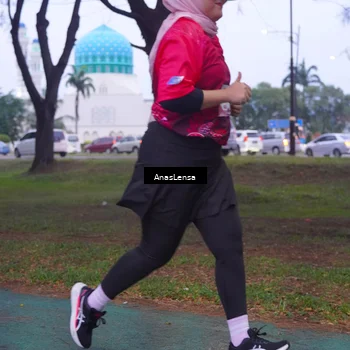 Runner Photo 8453039