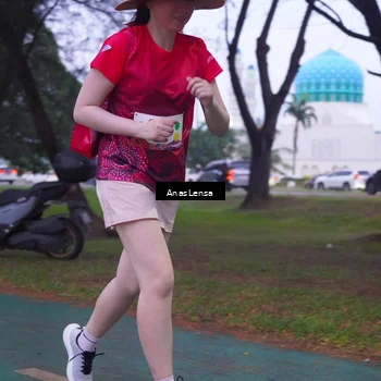 Runner Photo 8453055