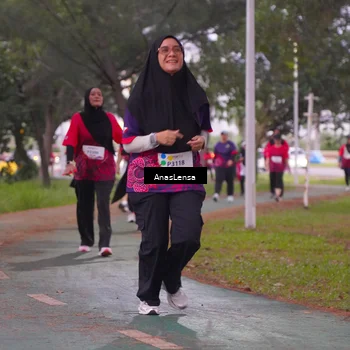 Runner Photo 8453076