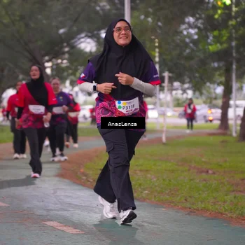 Runner Photo 8453080