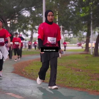 Runner Photo 8453095