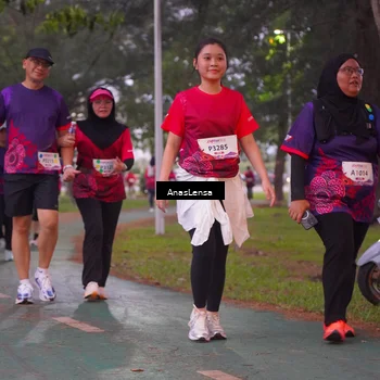 Runner Photo 8453110