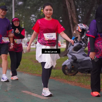 Runner Photo 8453115