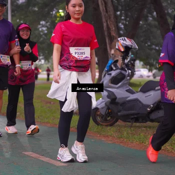 Runner Photo 8453116