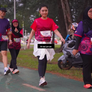 Runner Photo 8453117