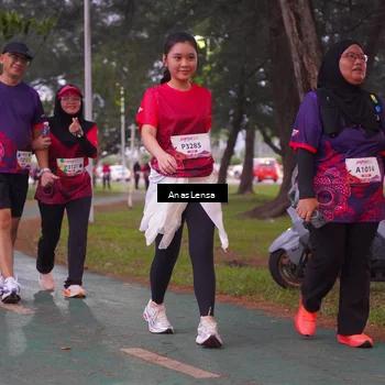 Runner Photo 8453119