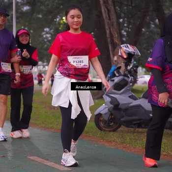 Runner Photo 8453122