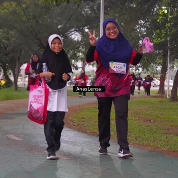 Runner Photo 8453140