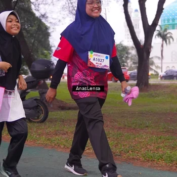 Runner Photo 8453171